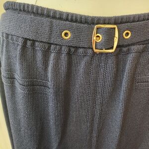 Stylish Knit Skirt with Gold Buckle